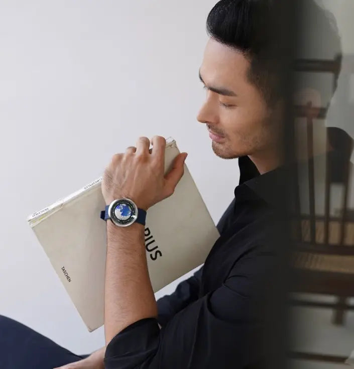 ✨Clearance Specials✨ Rotating Earth Mechanical Watch