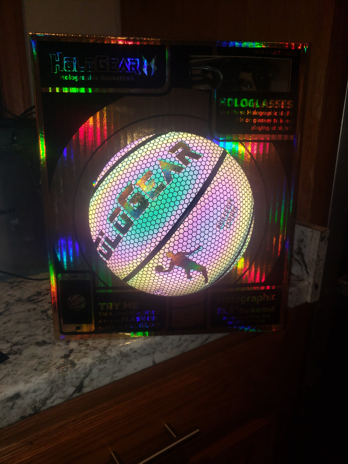 GLOWING REFLECTIVE BASKETBALL