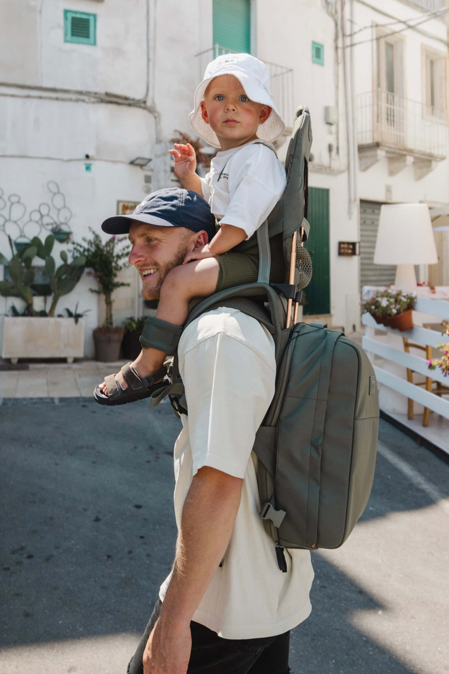 SkyRider Shoulder Child Carrier