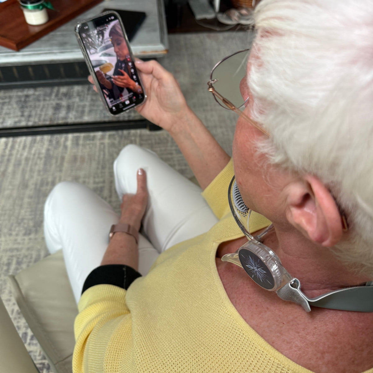 NeckNest – Adjustable Head & Neck Support for Phone Use, Gaming & Reading
