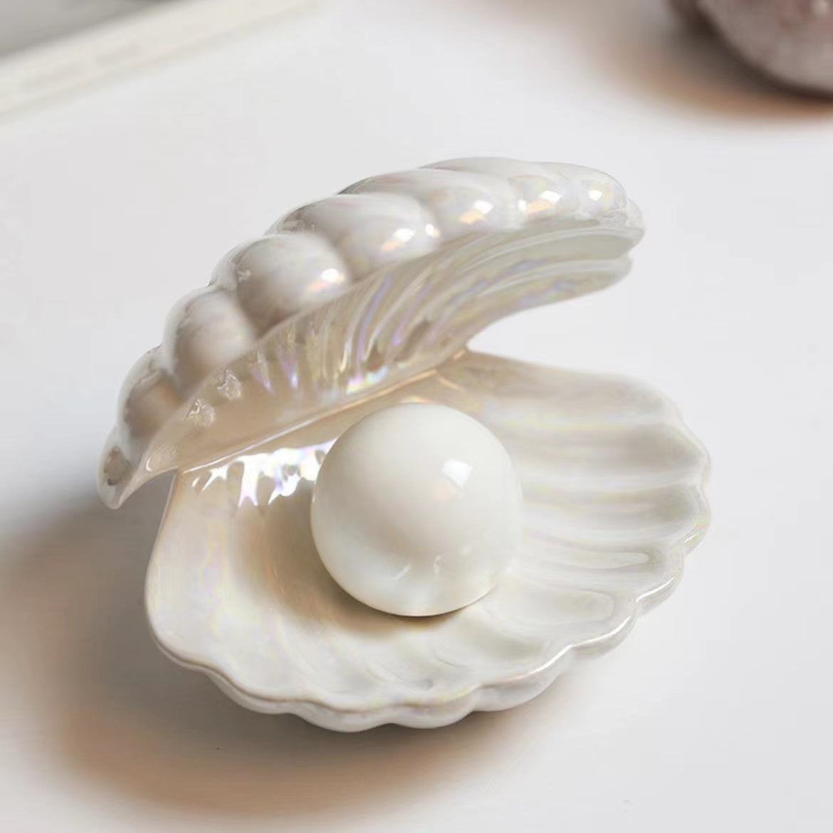 Pearl Lamp