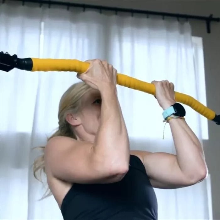 Folding horizontal pull-up bar