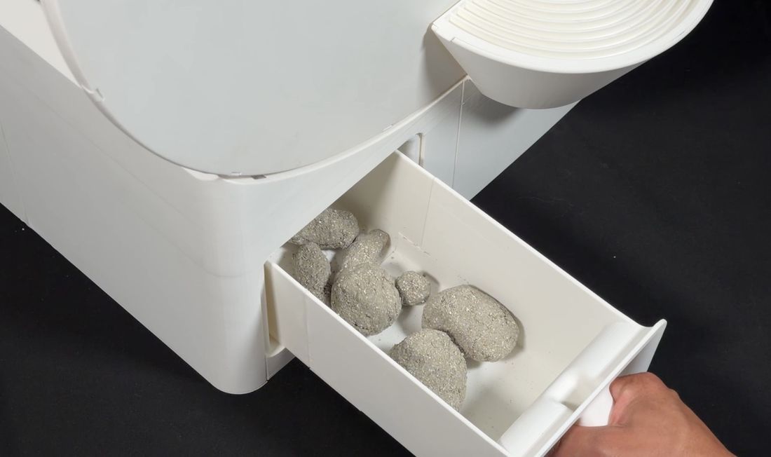 PurrPivot Spin-Clean Litter Box